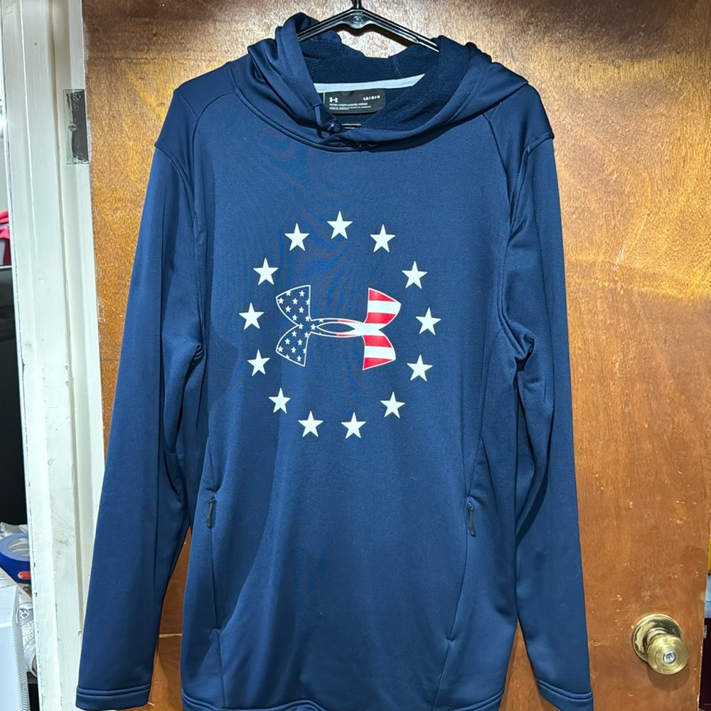 UNDER ARMOUR hoodie - large. Red, white & blue logo
